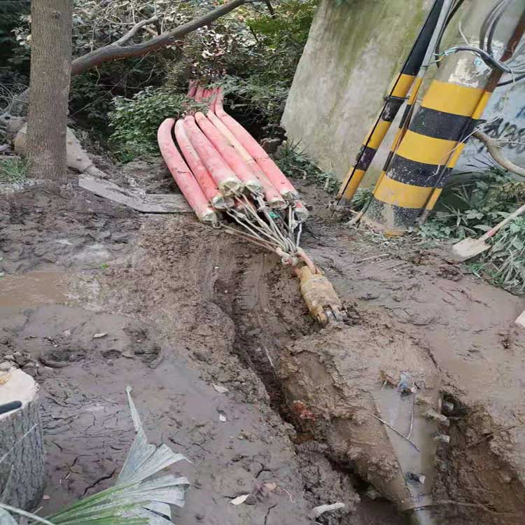 青岛拖拉管